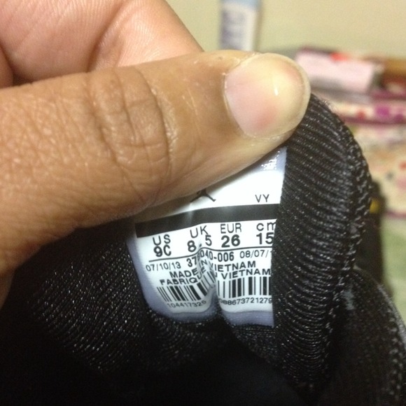 🚫SOLD🚫 Toddler air Jordan's - Picture 4 of 4