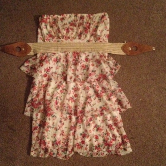 Floral strapless dress with optional waist belt