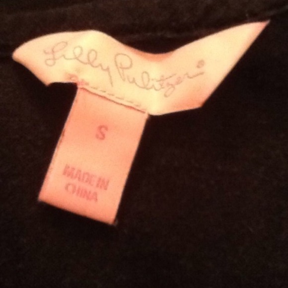 🚫SOLD🚫Lilly pulitzer cowl scoop neck black shirt - Picture 4 of 4