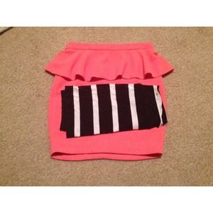 Bundle 2 skirts ❤️ @Chelsieanarie47