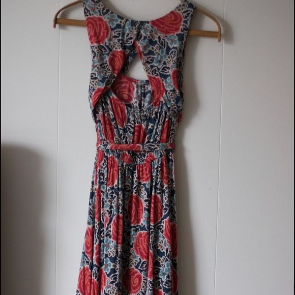 Anthoropologie floral dress with tie