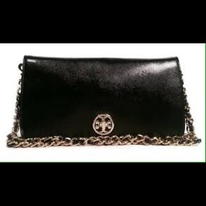 SOLD!!!! Tory Burch Adalyn Clutch chain strap BLK
