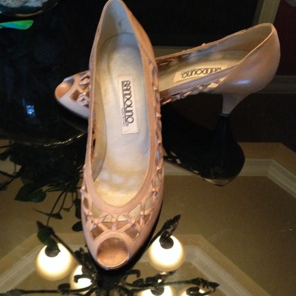 Bandolino Shoes - Bandilino nude cut-out heels! NWOT