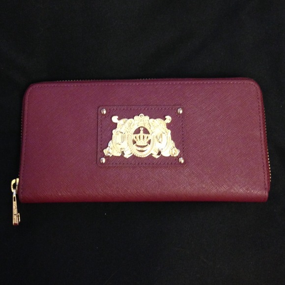 Juicy Couture Wallet! 👛