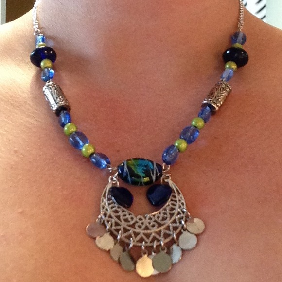 Necklace - Picture 2 of 2