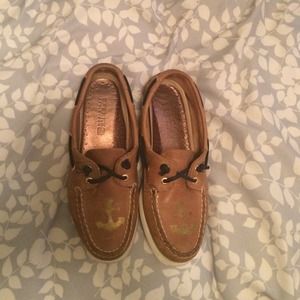 Boat shoes ( painted anchors on them)