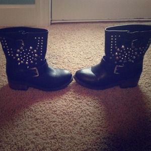Dollhouse Ankle Boots