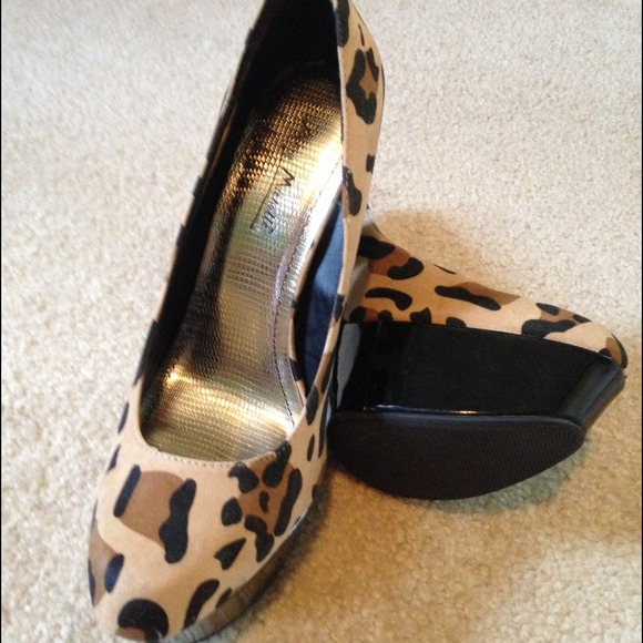 Anne Michelle Shoes - 🎊HP🎊Leopard Heels