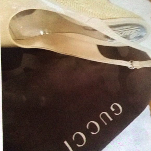 Gucci wedge blush color Size 11.. Worn twice.. - Picture 2 of 3