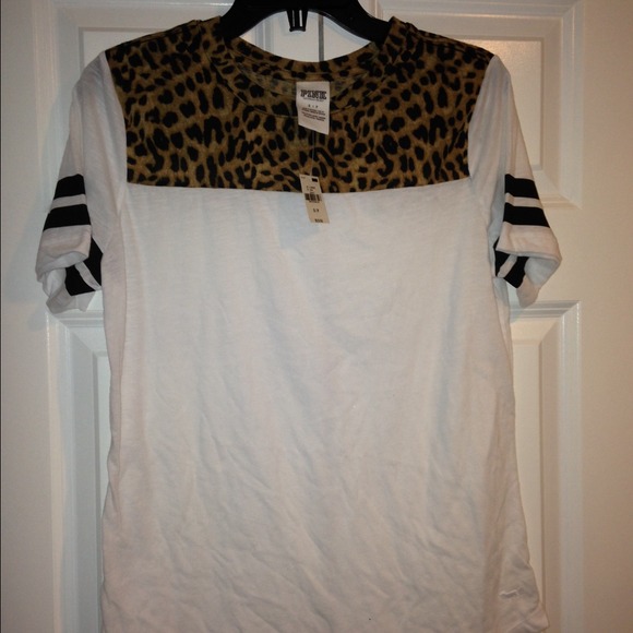 Sold on Mercari join today use code CaD652 get $5 - Picture 2 of 3