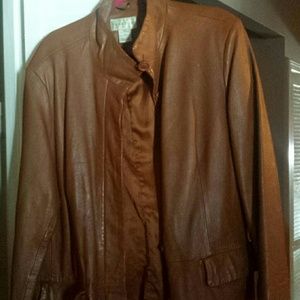 Coat 100% leather