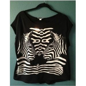 🎈SALE!🎈Mirror Print Zebra Tee