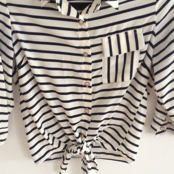 Striped blouse - Picture 2 of 2