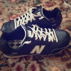 New Balance 442 Leather tennis shoes
