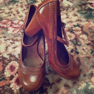 Aldo Mary Jane style pumps