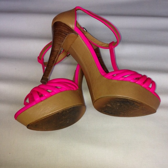 Zara Platform Neon Pink Heels - Picture 3 of 3