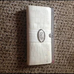 D&g wallet