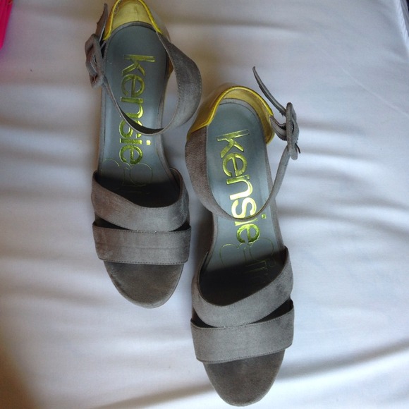 Kensie Lime Green and Grey Platform Sandals - Picture 2 of 3