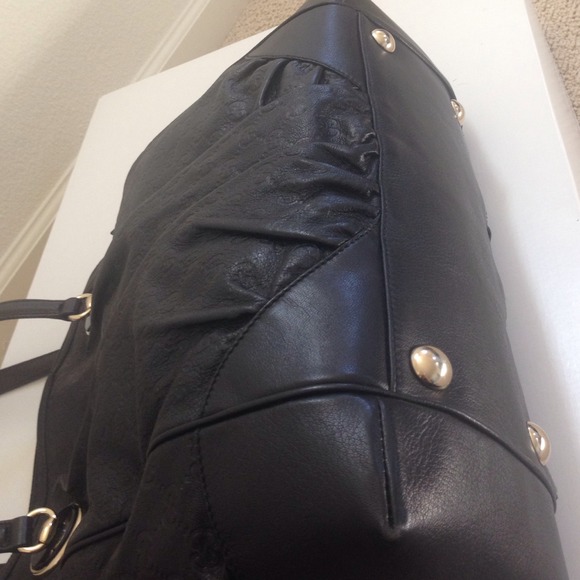 πSALEπ GUCCI large leather tote - π―% Authentic - Picture 2 of 4