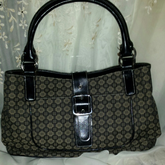 Nine West - Picture 3 of 4