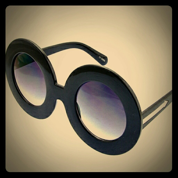 Oversized sunglasses:Giraffe print SOLD OUT