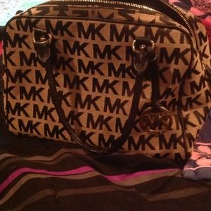 Michael kors AUTHENTIC