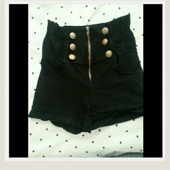 High waisted shorts - Picture 3 of 3