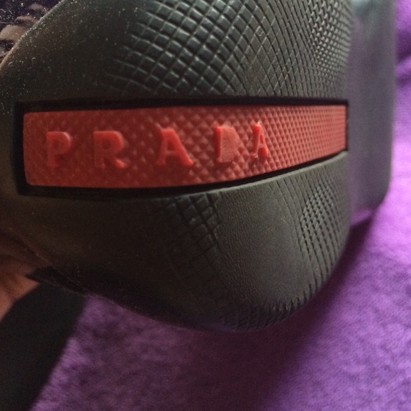 Traded 💁💪New Prada sneakers size - Picture 2 of 4