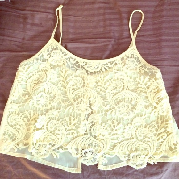 PacSun Tops - Yellow lace floral crop too