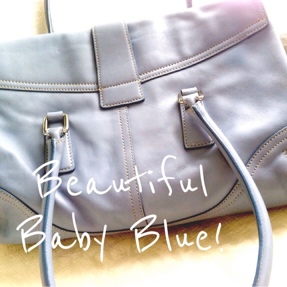 Large Light Blue Hamptons Leather Coach - Picture 2 of 4