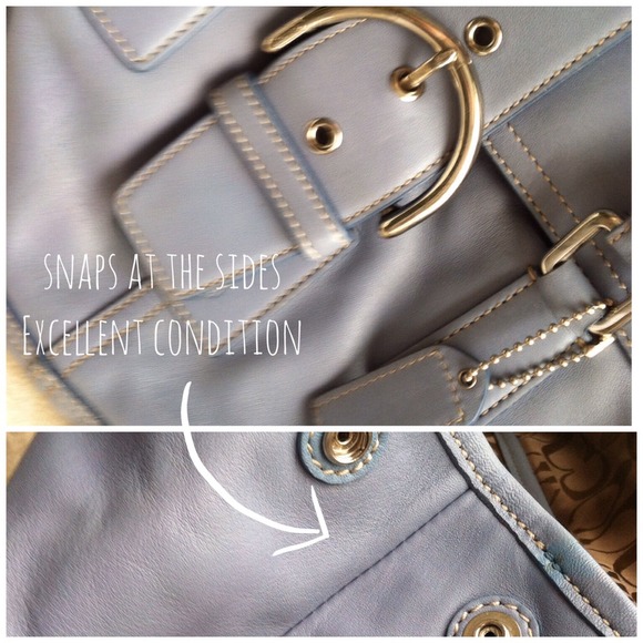 Large Light Blue Hamptons Leather Coach - Picture 4 of 4