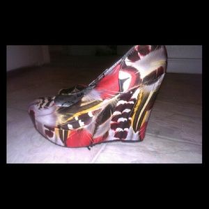 Feather print high heel wedges