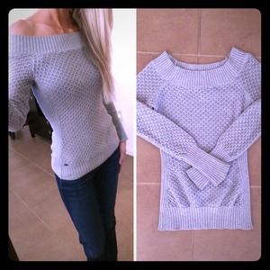 🎉Host Pick🎉 🌸Grey Guess sweater M