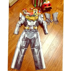 This is just worn 1 time last year still look new.