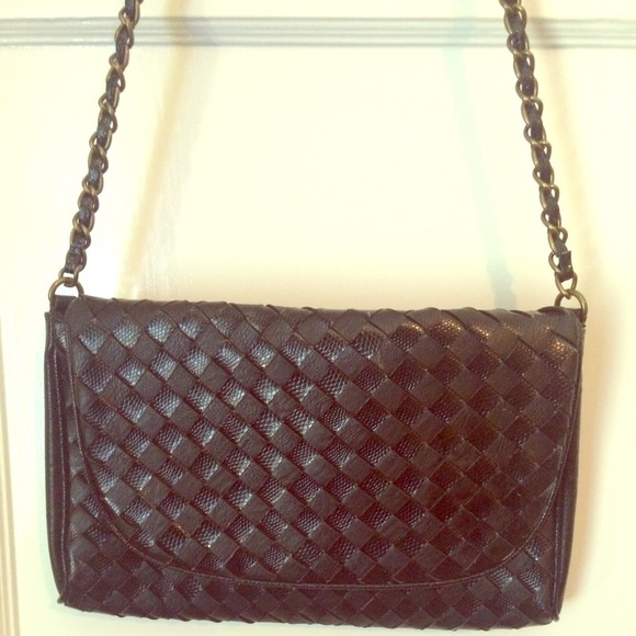 Forever 21 Black weaved purse