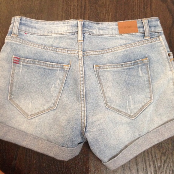 Urban outfitter shorts - Picture 2 of 2