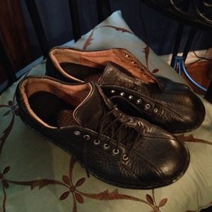 Born leather black shoes