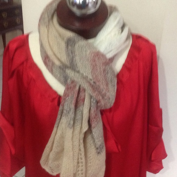 Scarf🌹😋REDUCED 🌹💕