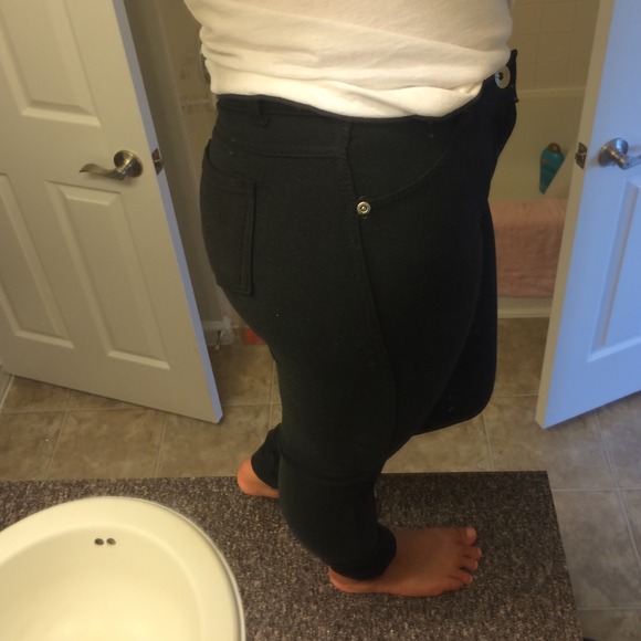 black jeggings