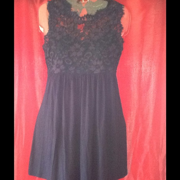 🔥 HOT HOT HOT....LACE DRESS 🔥