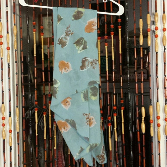 ModCloth Other - Kitty Scarf