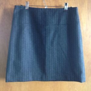 Smart and sexy wool mini skirt!