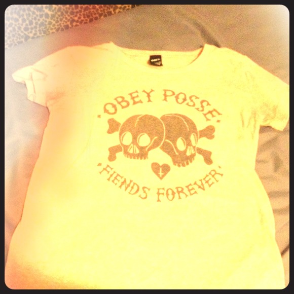 Obey t-shirt