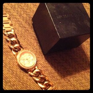 -Traded- Michael kors rose gold watch
