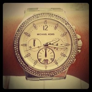 -Traded-Michael kors silver watch