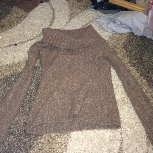 Sweater - Picture 1 of 2