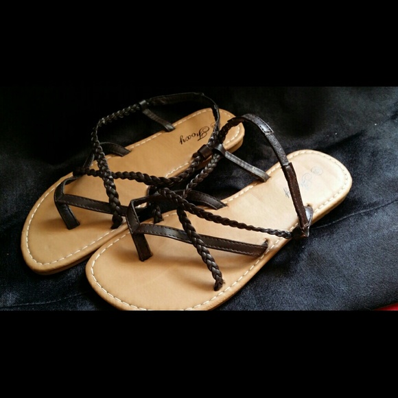 SANDALS - Picture 1 of 3