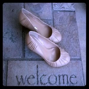 Tan heels