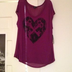 Adorable Guess top!