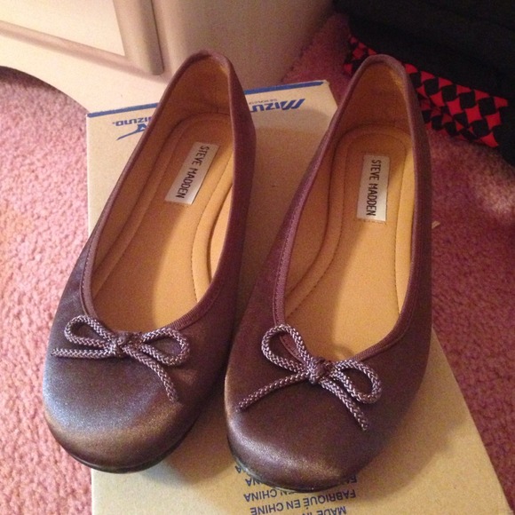 Worn once Steven madden woman's  ballet flats
